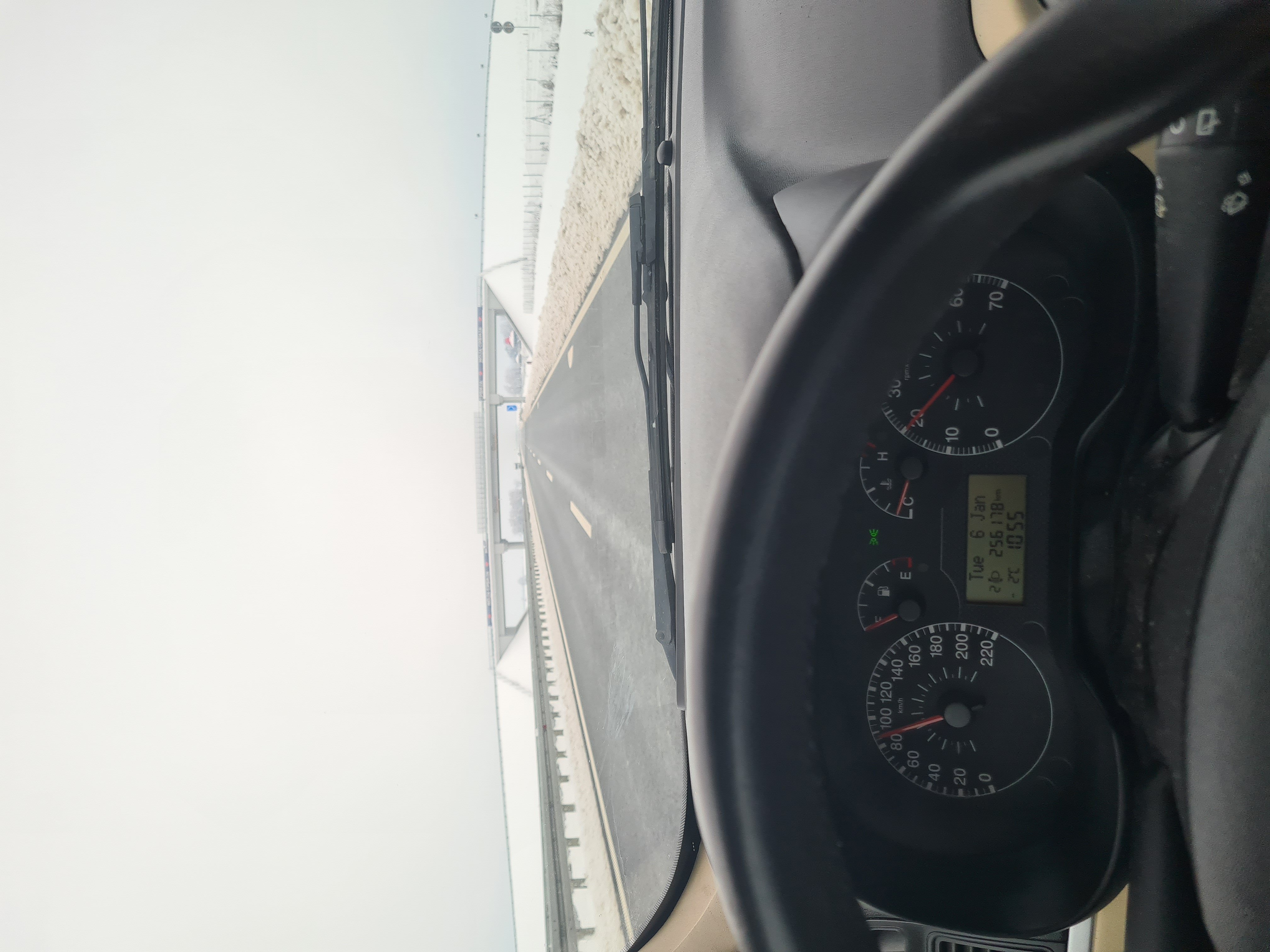 Chevrolet Aveo T300 slika 12